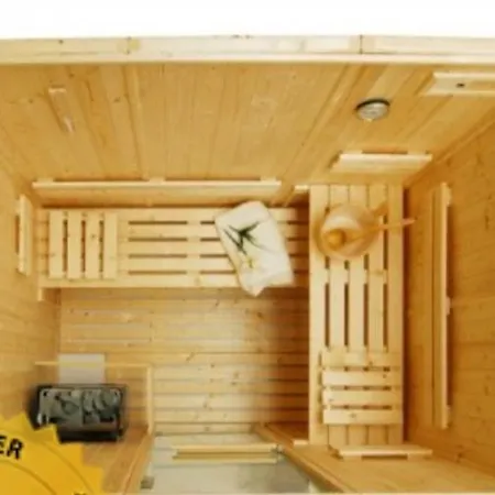 Apartment With Private Hot Tub, Sauna, Ice Bath, Gym Rainham  Exterior photo